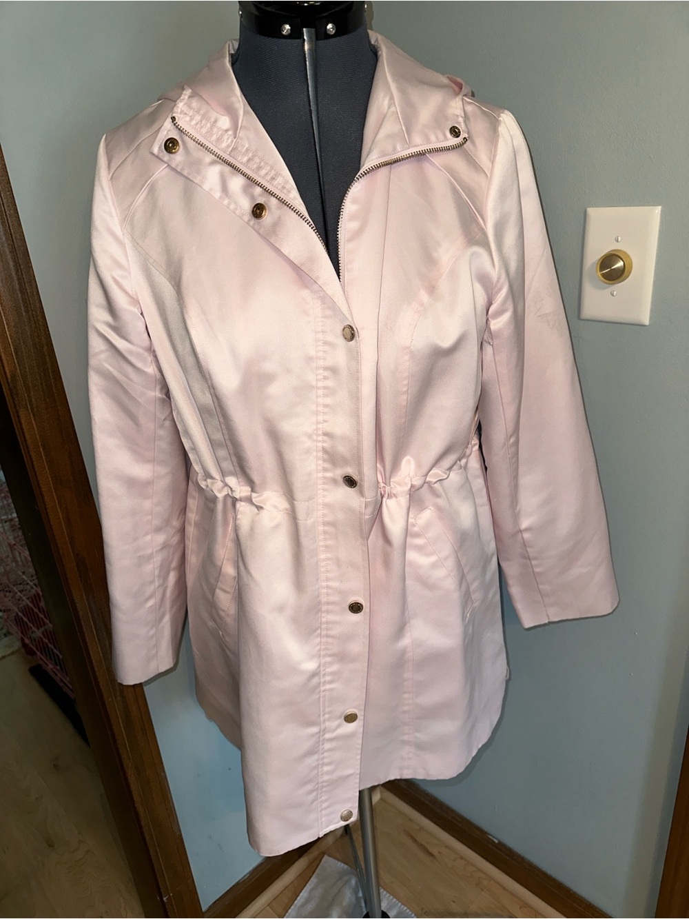 dennis basso Pale Pink Drawstring Trench Coat
